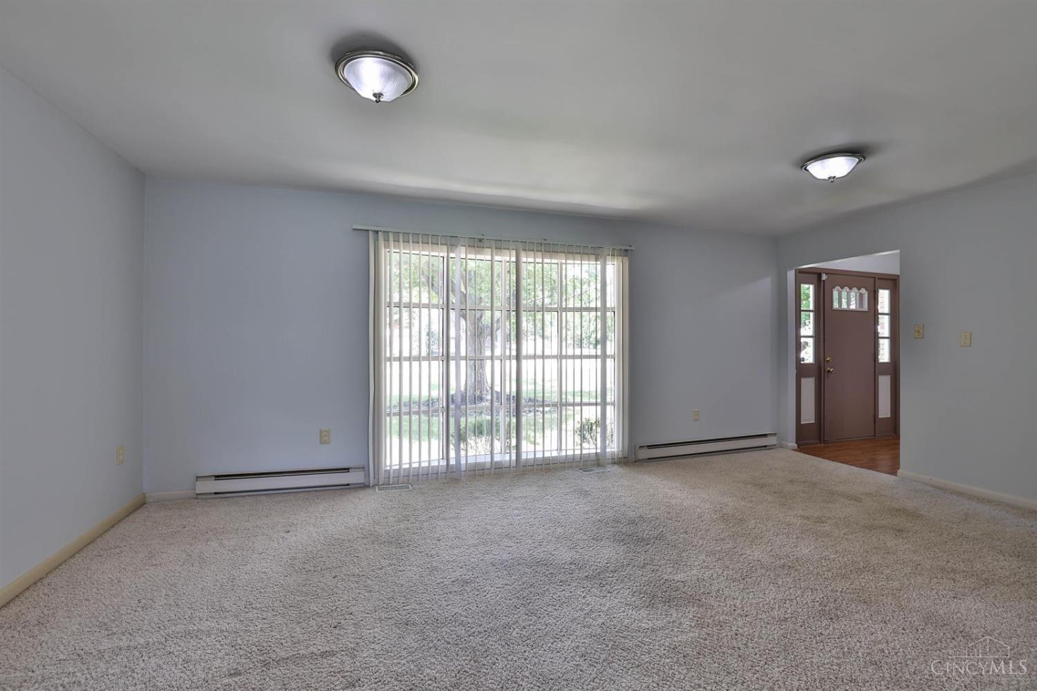 6035 Kyles Station Road Hamilton, OH 45011 - Photo 7 of 41 Gallery Image 7