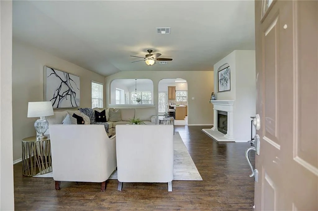 3512 Fitzroy Avenue Austin, TX 78748 - Photo 4 of 39