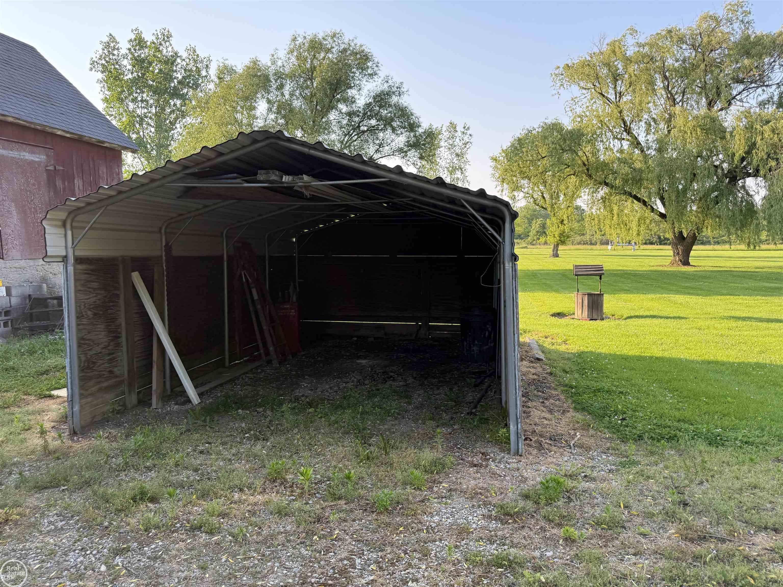 15594 Bryce Road Capac, MI 48014 - Photo 30 of 35