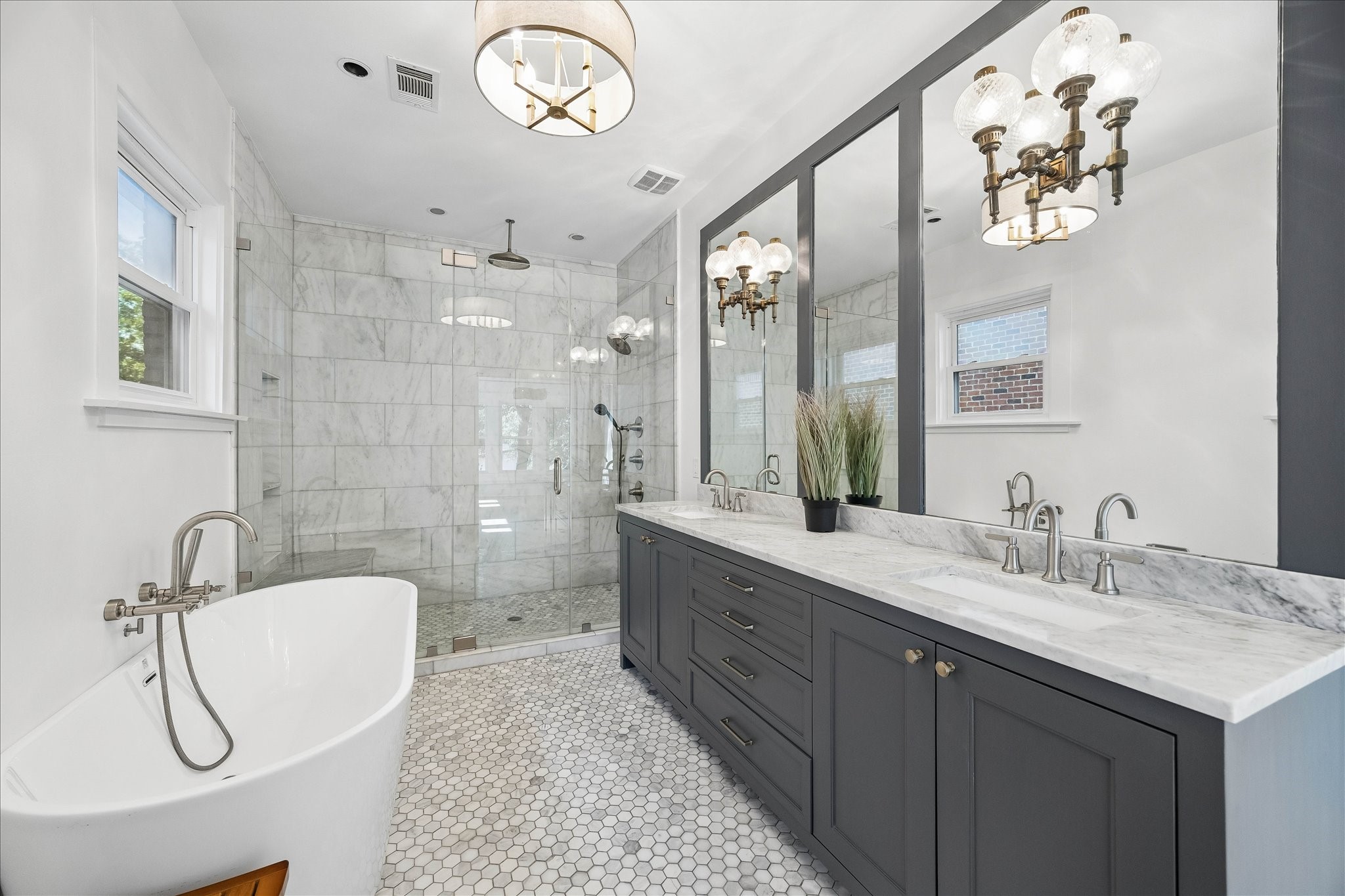 1645 Kipling Street Houston, TX 77006 - Photo 7 of 30