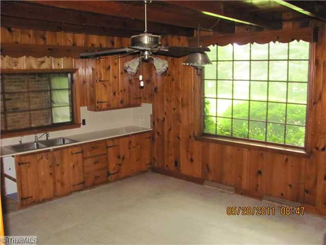 5720 Phillips Bridge Road Winston-Salem, NC 27104 - Photo 4 of 6 Kitchen.