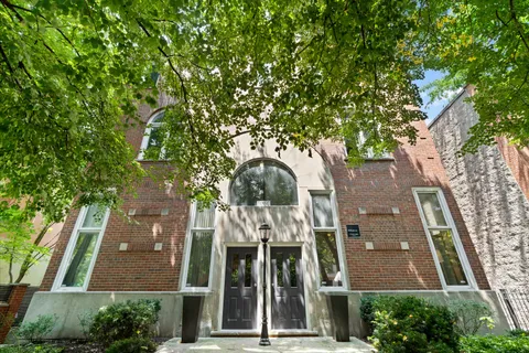 $649,900 | 1050 West Webster Avenue, Unit 1E, Chicago, IL 60614