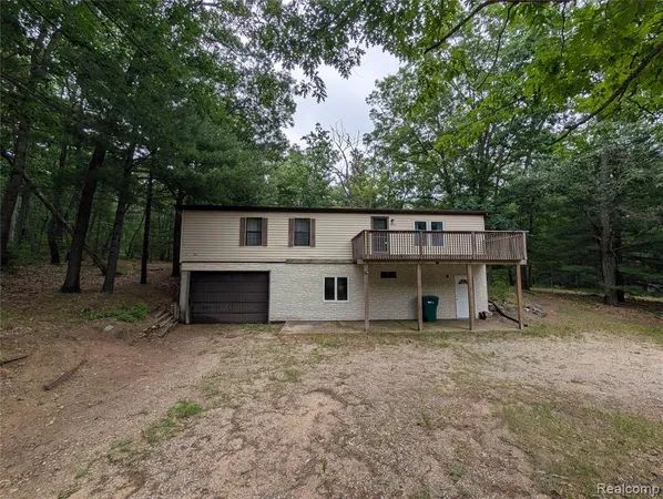 $165,000 | 3817 South Townline Road, Houghton Lake, MI 48651