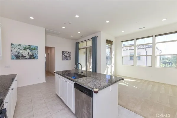 $4,580 | 148 Parkwood, Irvine, CA 92620