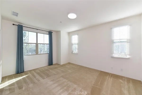 $4,580 | 148 Parkwood, Irvine, CA 92620