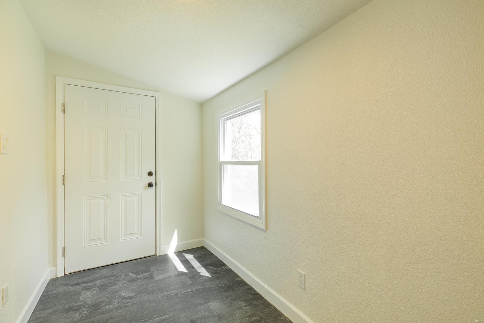 2425 Gillis Street Alton, IL 62002 - Photo 25 of 32 Gallery Image 25