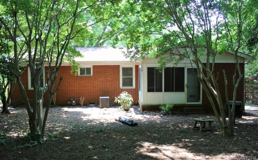 1510 Burnley Road Charlotte, NC 28210 - Photo 19 of 19 a front view of a house with garden