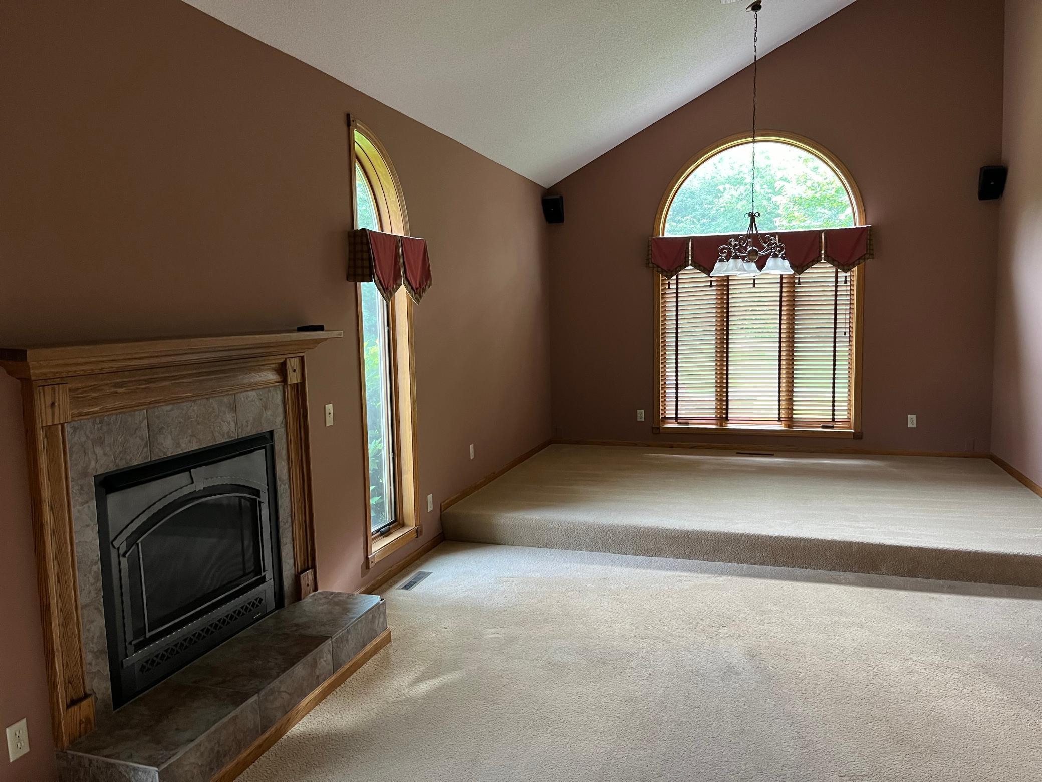 9836 Tree Farm Road Eden Prairie, MN 55347 - Photo 3 of 13 Gallery Image 3