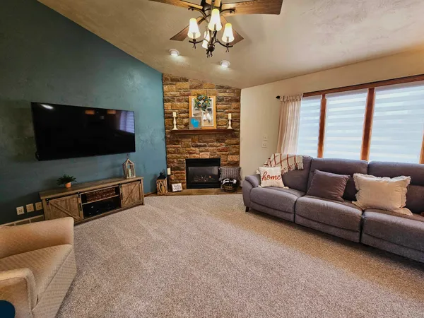 $539,900 | 458 Windmill Drive, Kaukauna, WI 54130