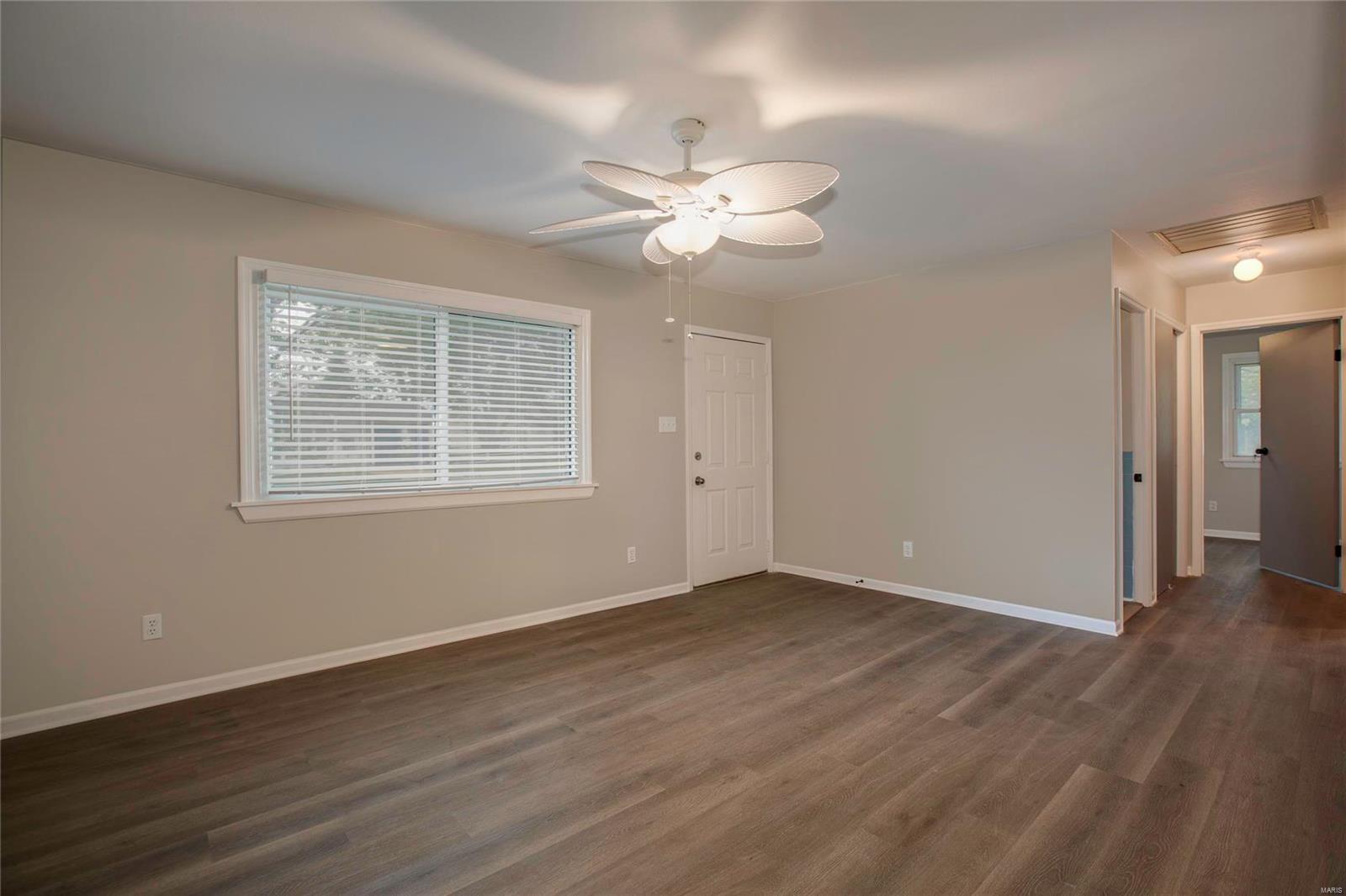 6332 Graham Road St. Louis, MO 63134 - Photo 5 of 15 Gallery Image 5