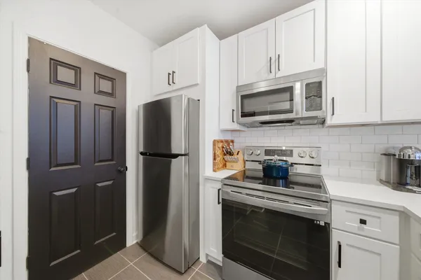 $159,999 | 680 South Federal Street, Unit 807, Chicago, IL 60605