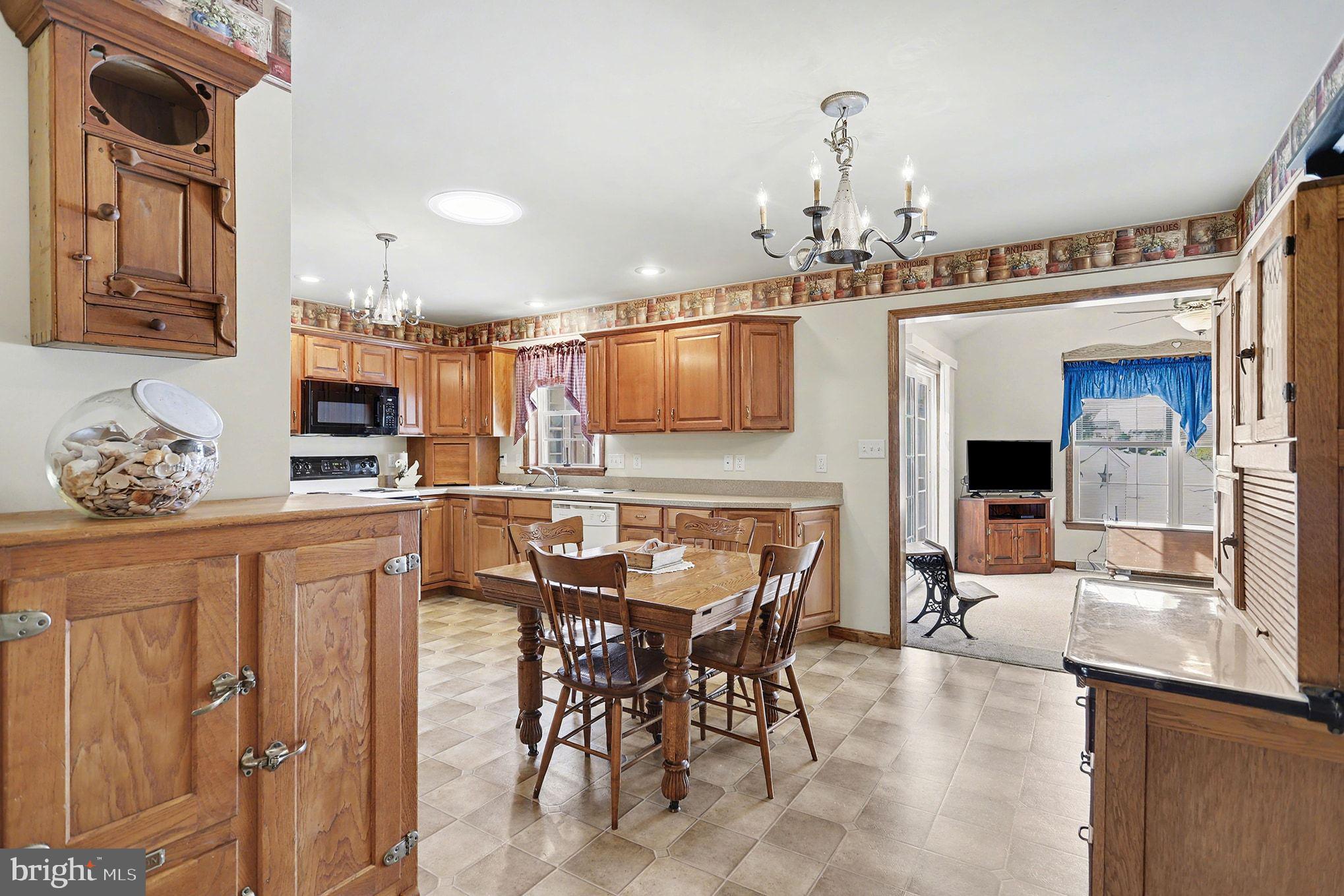 1387 Sheep Hill Road East Earl, PA 17519 - Photo 11 of 49