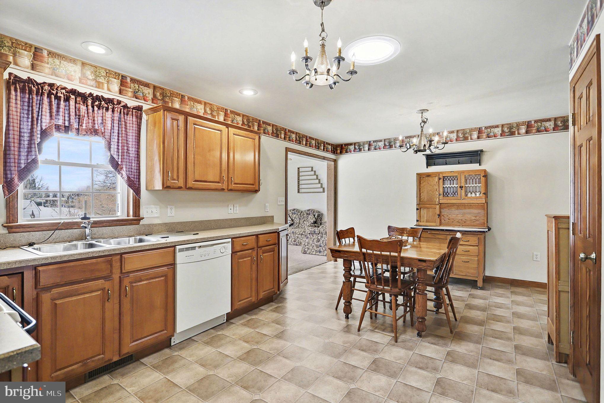 1387 Sheep Hill Road East Earl, PA 17519 - Photo 13 of 49