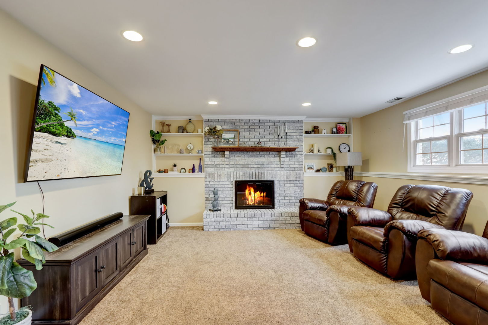 7N151 Longridge Road St. Charles, IL 60175 - Photo 19 of 46 a living room with furniture and a fireplace