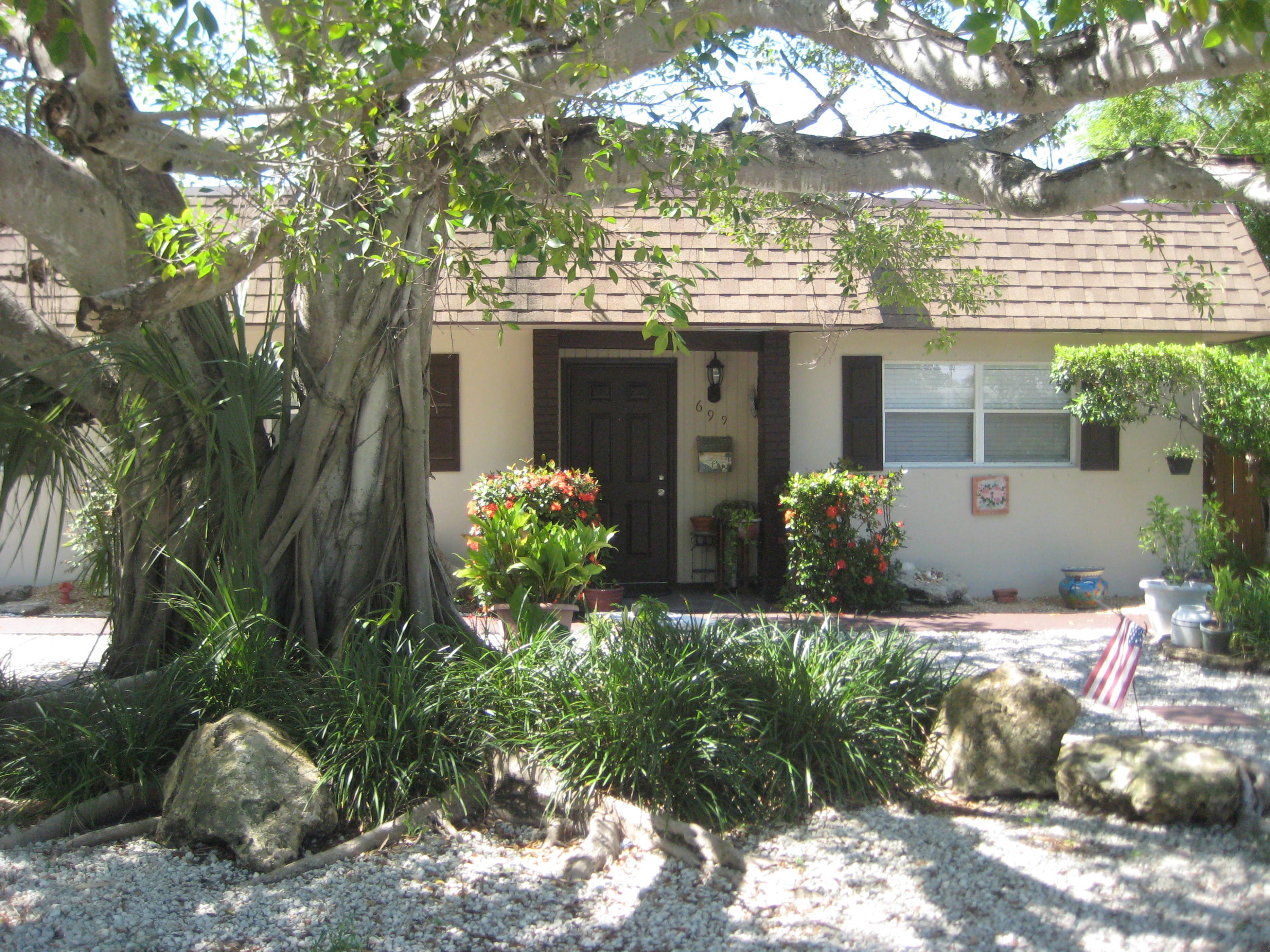 697 Coventry Street Boca Raton, FL 33487 - Photo 1 of 1 Exterior Front 1