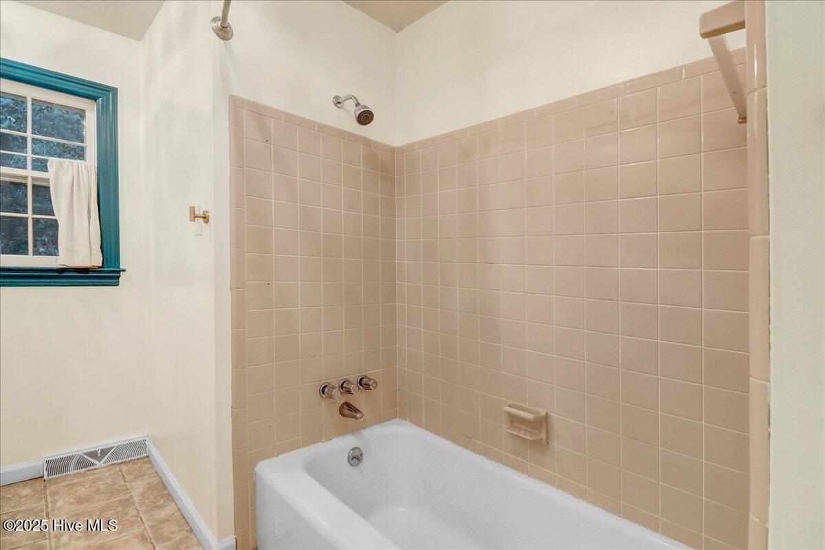 607 Gloucester Road Goldsboro, NC 27534 - Photo 23 of 39 24-607 Gloucester Rd-24