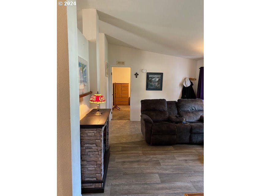 63618 South Barview Road Coos Bay, OR 97420 - Photo 15 of 47 Gallery Image 15