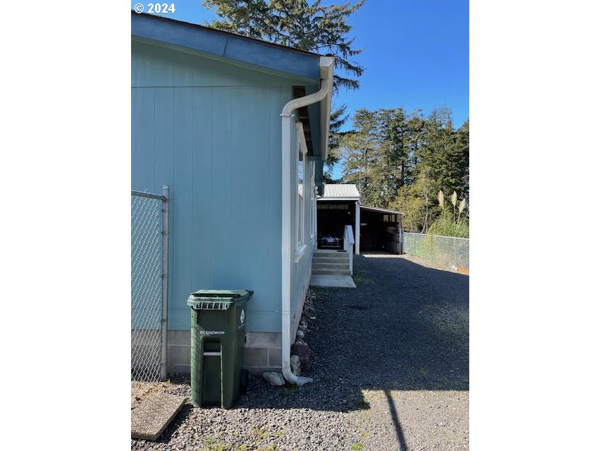 63618 South Barview Road Coos Bay, OR 97420 - Photo 6 of 47 Gallery Image 6