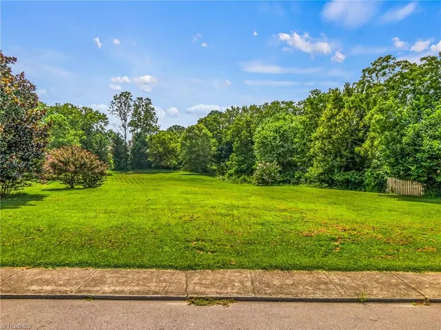 $129,900 | 528 East Main Street, Pilot Mountain, NC 27041