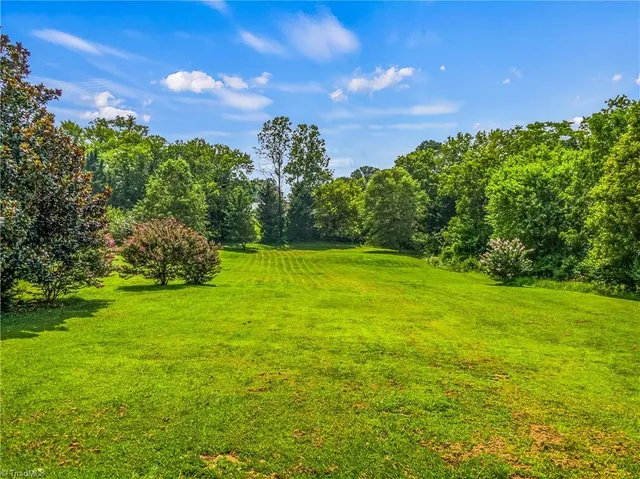 $129,900 | 528 East Main Street, Pilot Mountain, NC 27041