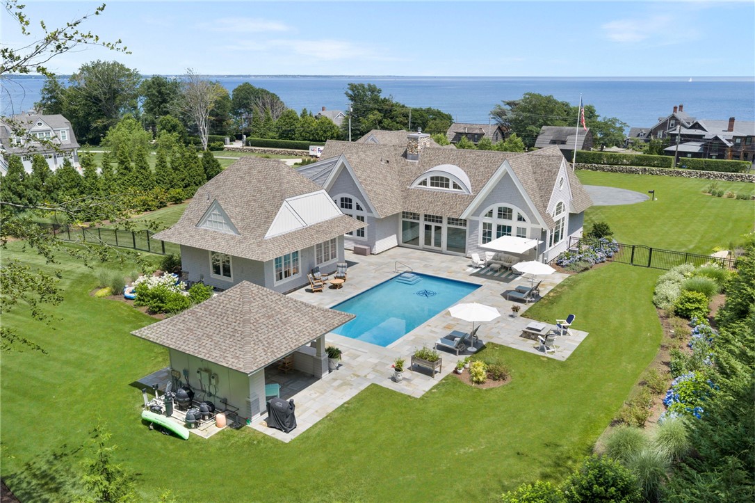 309 Ocean Road Narragansett, RI 02882 - Photo 4 of 49 Gallery Image 4
