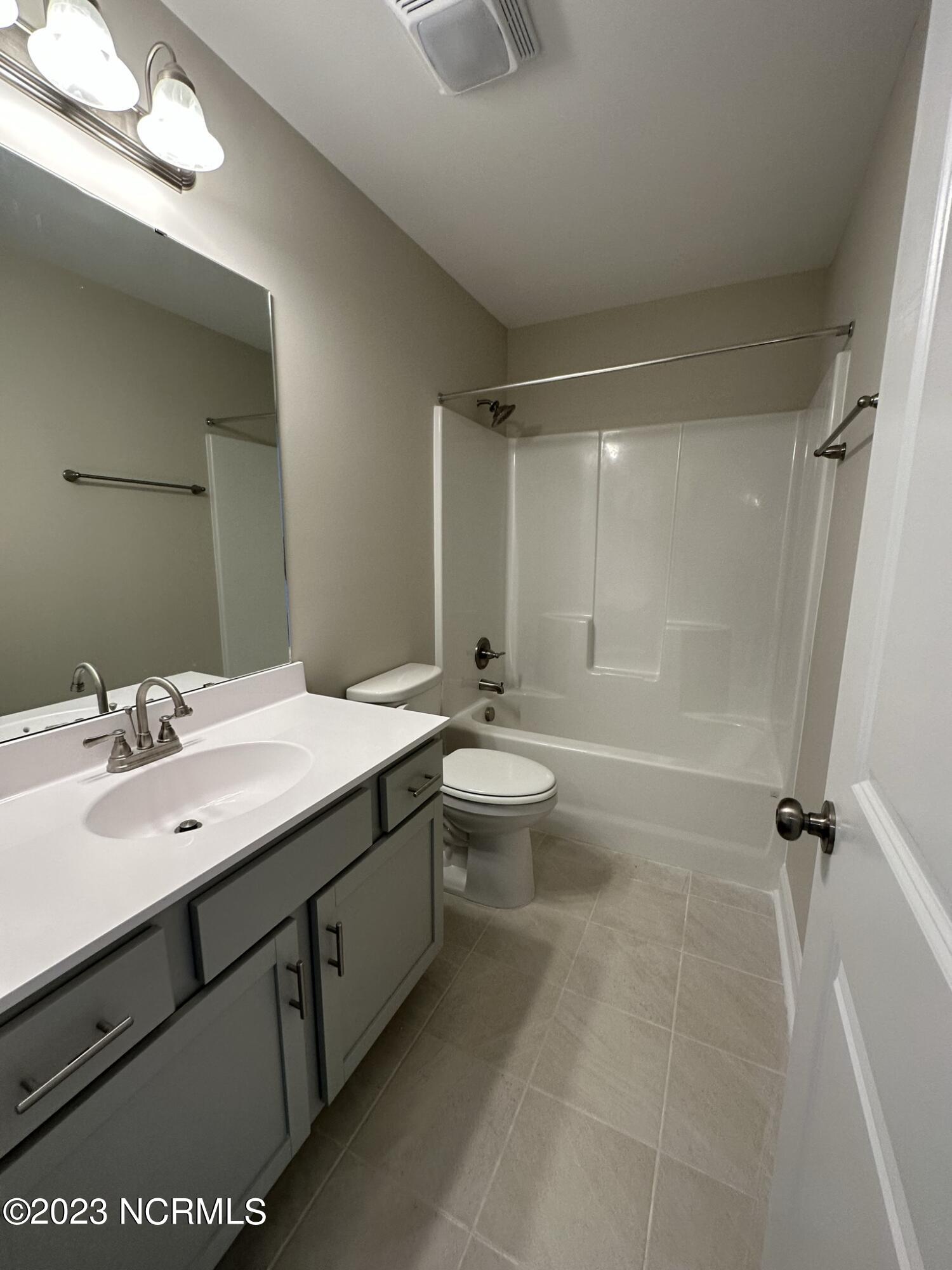 479 Stella Road Stella, NC 28582 - Photo 13 of 17 Full Bath