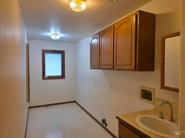 $749,000 | 2530 Valleyview Drive, Clarkston, WA 99403