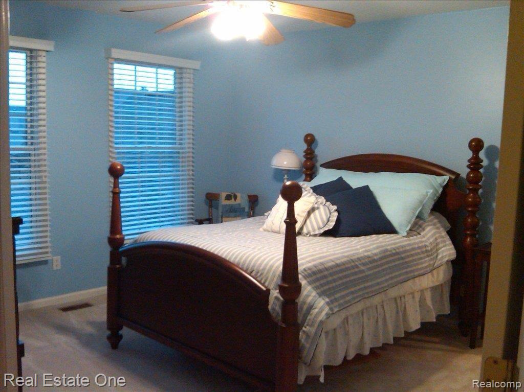 721 Loggers Circle Rochester, MI 48307 - Photo 19 of 24 Bedroom (4)