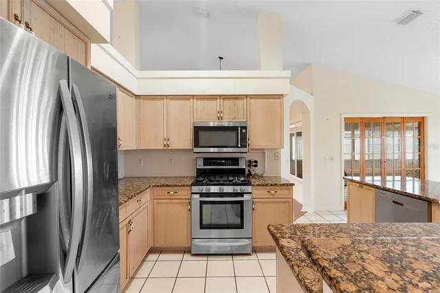 $395,000 | 40 Hollow Pine Drive, DeBary, FL 32713