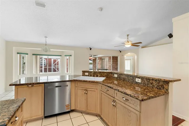 $395,000 | 40 Hollow Pine Drive, DeBary, FL 32713