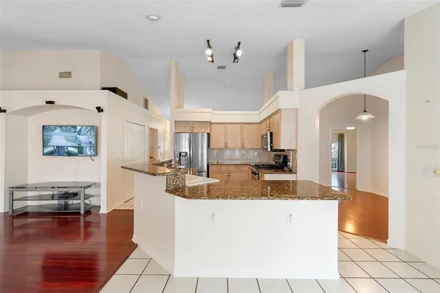 $395,000 | 40 Hollow Pine Drive, DeBary, FL 32713