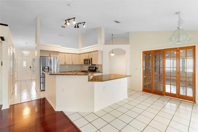 $395,000 | 40 Hollow Pine Drive, DeBary, FL 32713