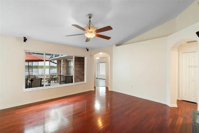 $395,000 | 40 Hollow Pine Drive, DeBary, FL 32713