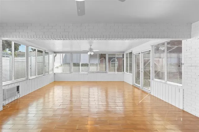 $395,000 | 40 Hollow Pine Drive, DeBary, FL 32713