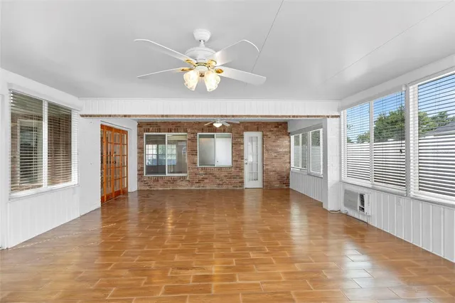 $395,000 | 40 Hollow Pine Drive, DeBary, FL 32713