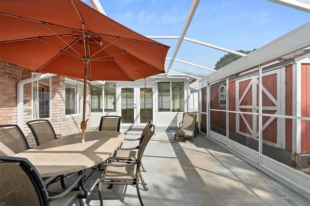 $395,000 | 40 Hollow Pine Drive, DeBary, FL 32713