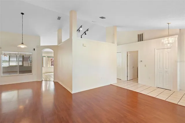 $395,000 | 40 Hollow Pine Drive, DeBary, FL 32713