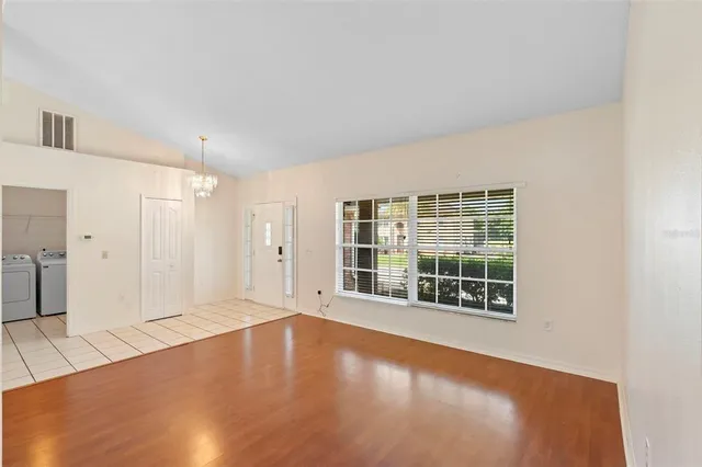 $395,000 | 40 Hollow Pine Drive, DeBary, FL 32713