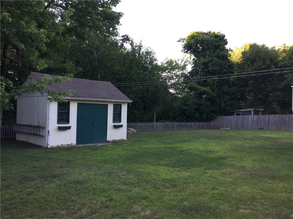 8 Harrington Road Coventry, RI 02816 - Photo 15 of 18