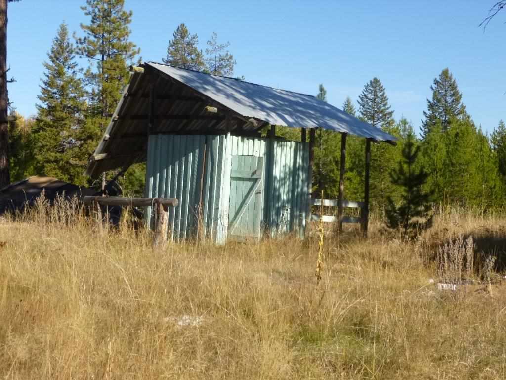1443 South Basin Road Colville, WA 99114 - Photo 7 of 10