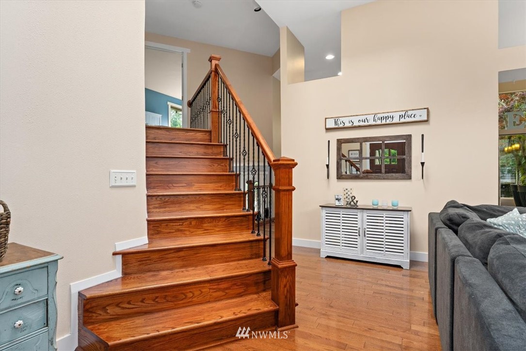 11718 Northeast 166th Court Bothell, WA 98011 - Photo 15 of 30 Gallery Image 15