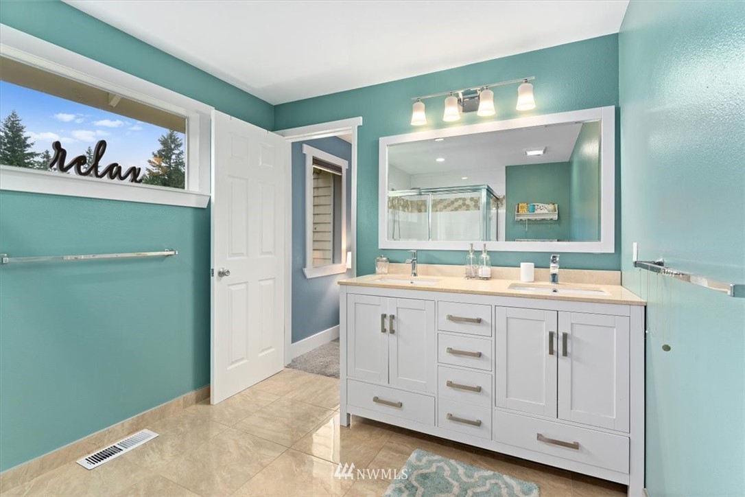 11718 Northeast 166th Court Bothell, WA 98011 - Photo 18 of 30 Gallery Image 18