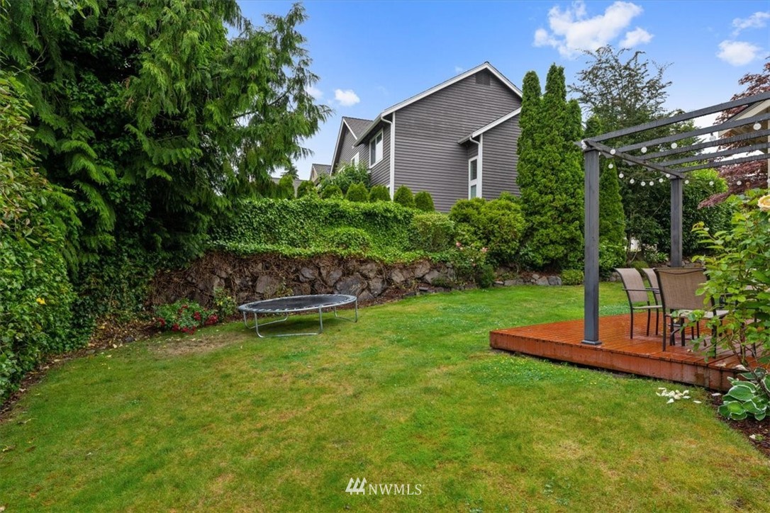 11718 Northeast 166th Court Bothell, WA 98011 - Photo 28 of 30 Gallery Image 28