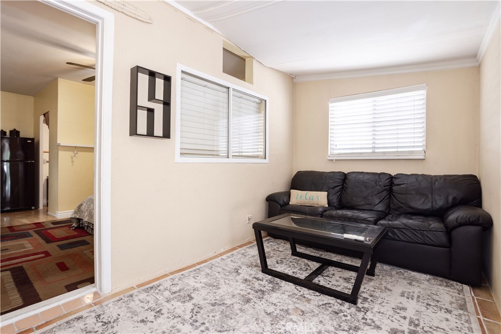 6700 Capps Avenue Reseda, CA 91335 - Photo 28 of 36