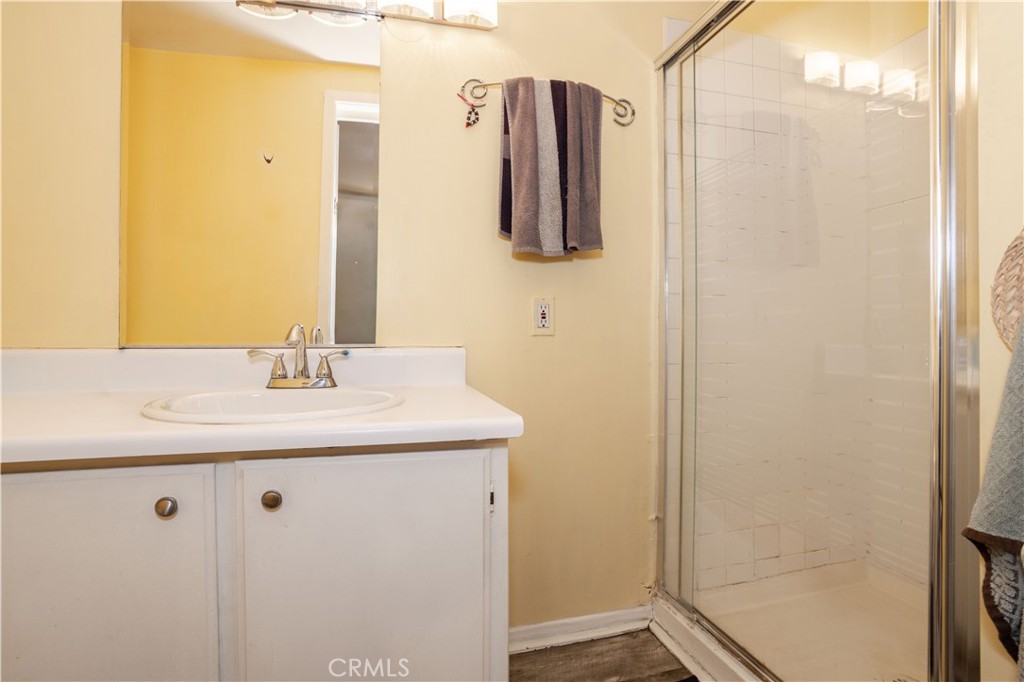 6700 Capps Avenue Reseda, CA 91335 - Photo 34 of 36