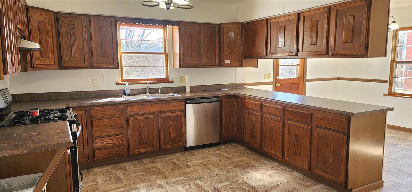 14 East State Street Chester, IL 62233 - Photo 12 of 56 Gallery Image 12