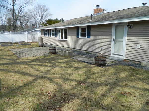 17 Copeland Road Framingham, MA 01701 - Photo 13 of 21 Gallery Image 13