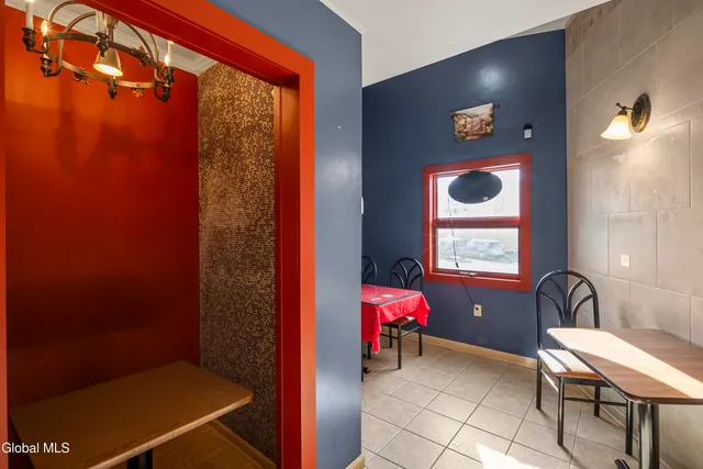 $500,000 | 1 14th Street, Troy, NY 12180