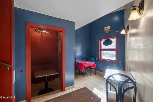 $500,000 | 1 14th Street, Troy, NY 12180