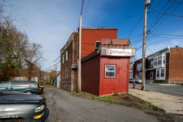 $500,000 | 1 14th Street, Troy, NY 12180